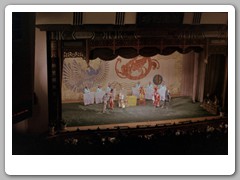 Chinese opera after our dinner