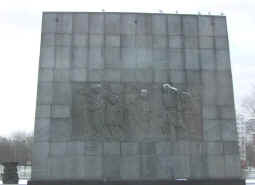 Pb300121.jpg (33357 bytes)